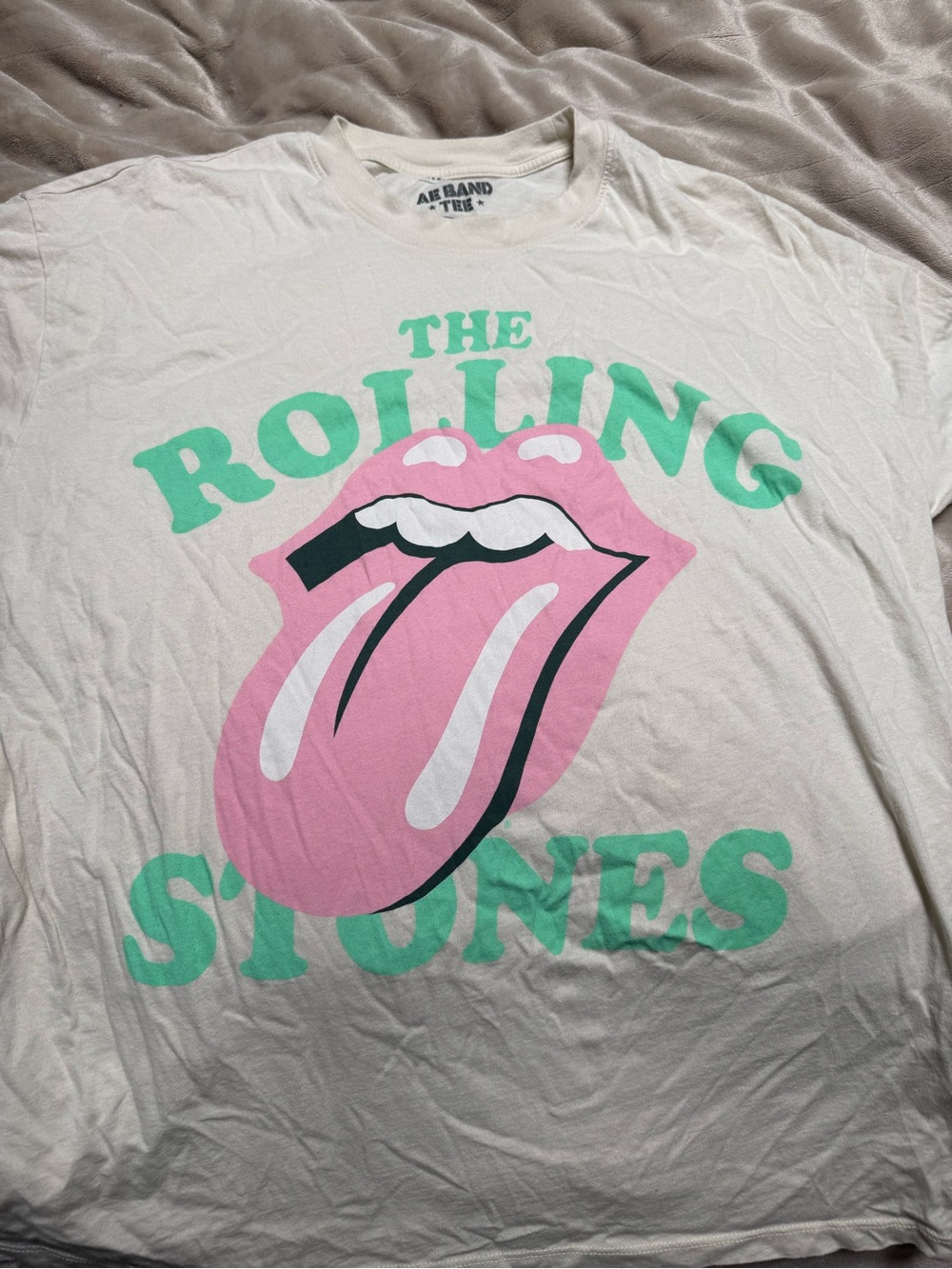 American Eagle Outfitters Cream Graphic Band Tee with Mint Green Print
